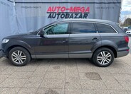 Audi Q7 5