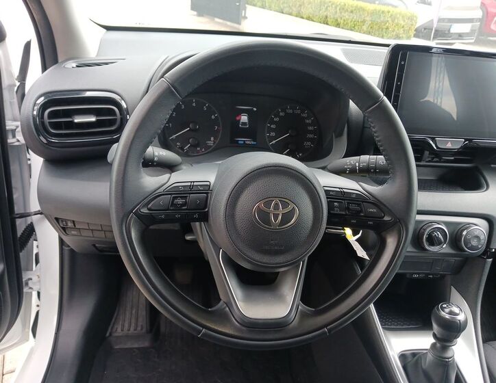 Toyota Yaris 18