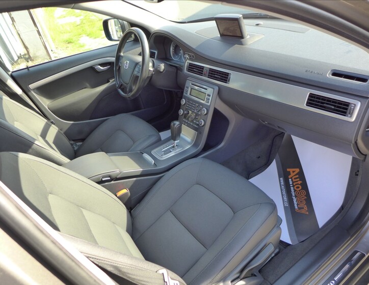 Volvo XC70 31