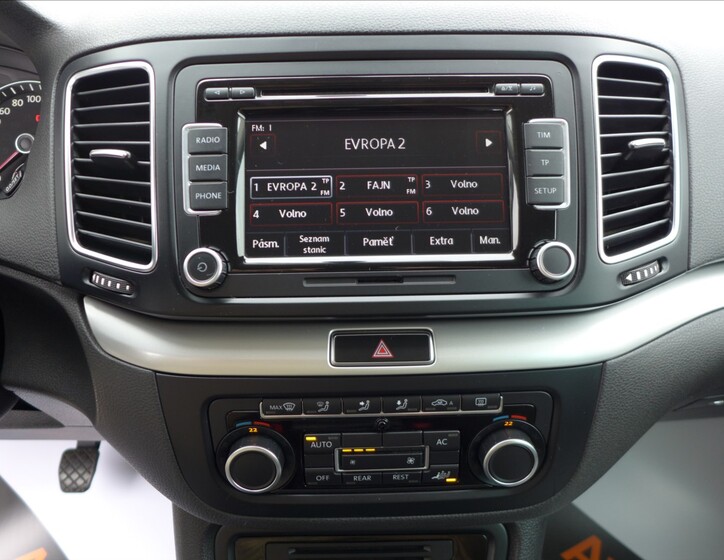 Volkswagen Sharan 18