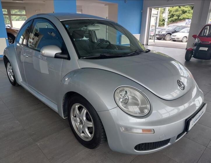 Volkswagen New Beetle 1