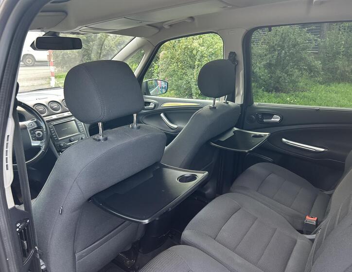 Ford Galaxy 36