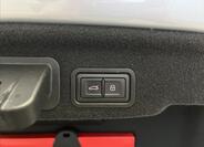 Audi A8 36