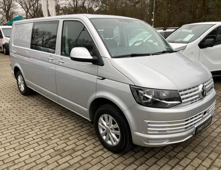 Volkswagen Transporter 9