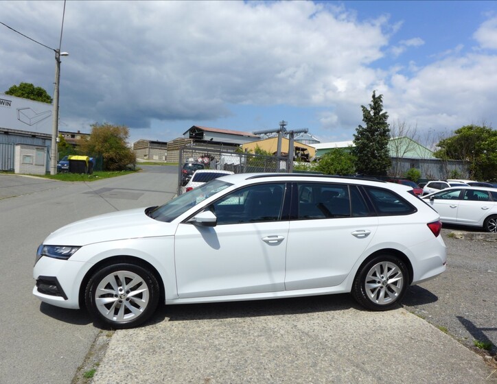 Škoda Octavia 9