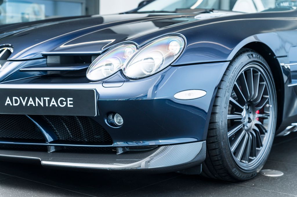 Mercedes-Benz SLR