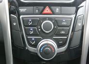 Hyundai i30 20