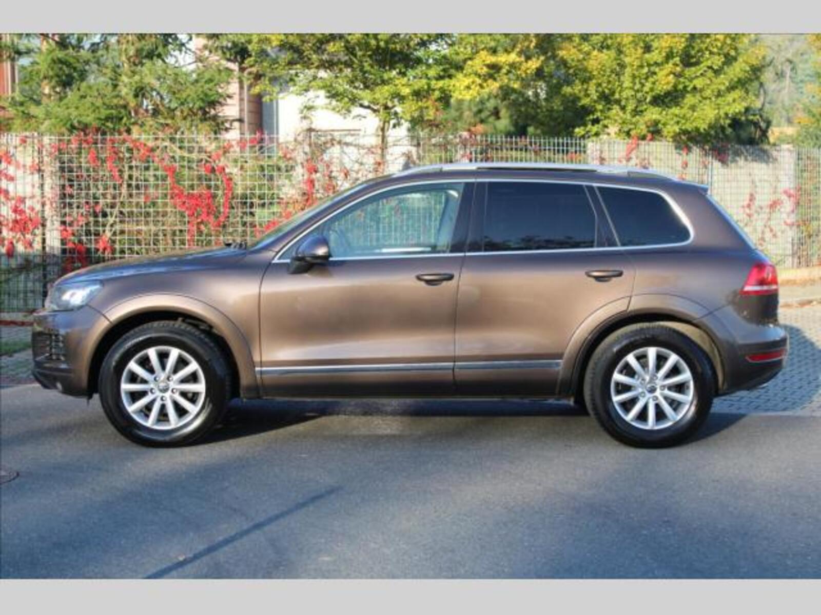 Volkswagen Touareg 6