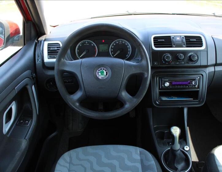 Škoda Fabia 12