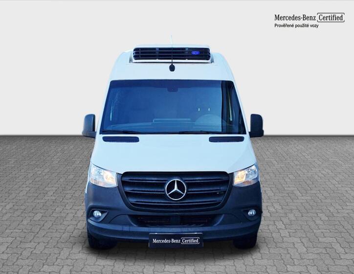Mercedes-Benz Sprinter 8