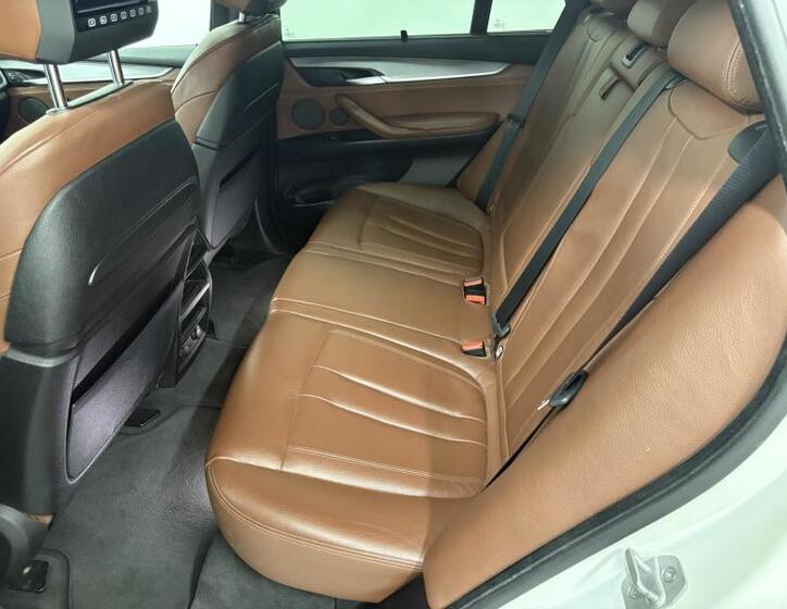 BMW X5 13