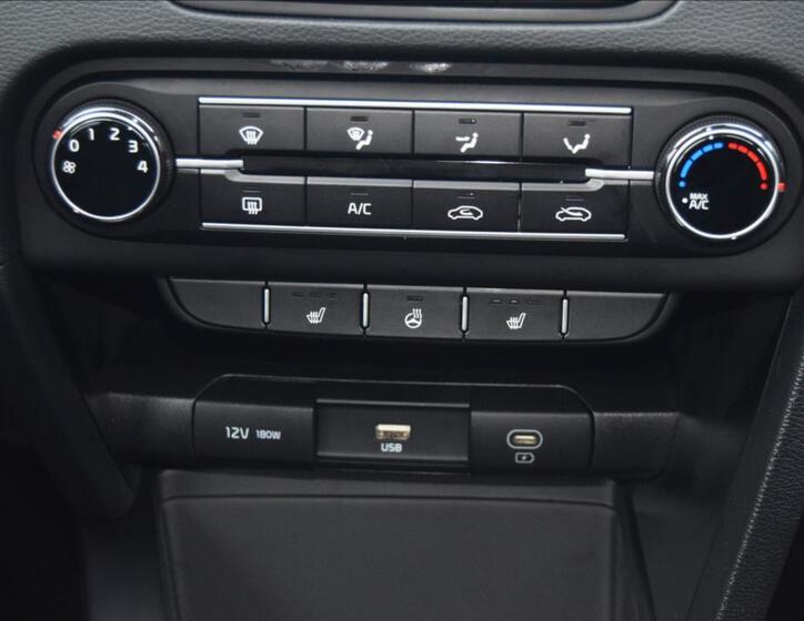 KIA Ceed 7