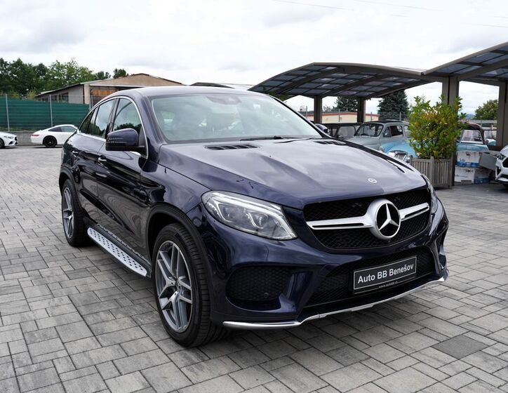 Mercedes-Benz GLE 8