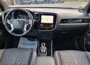 Mitsubishi Outlander 13