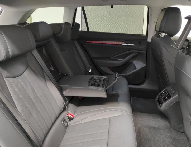Škoda Superb 14