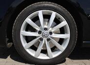 Volkswagen Golf 9