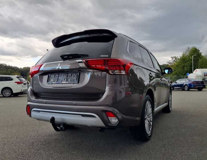 Mitsubishi Outlander 5