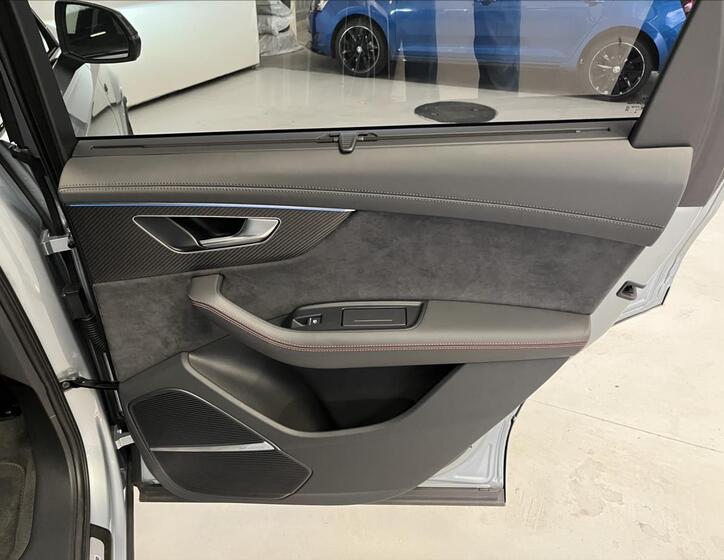 Audi SQ7 39