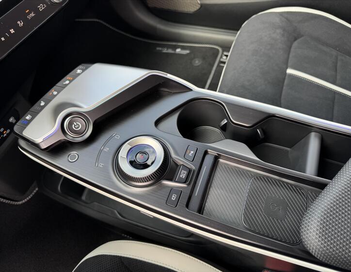 KIA EV6 25