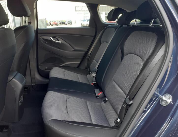 Hyundai i30 13