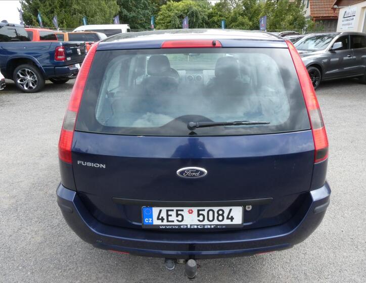 Ford Fusion 6