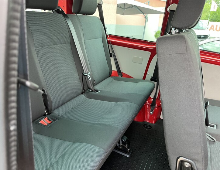 Volkswagen Transporter 24