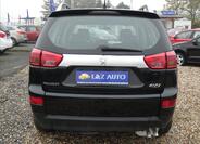 Peugeot 4007 5