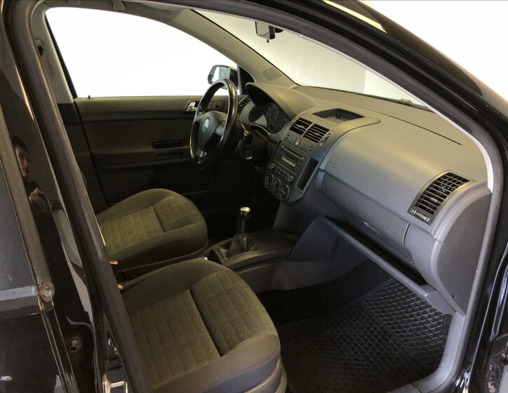 Volkswagen Polo 12