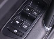 Volkswagen Golf 16