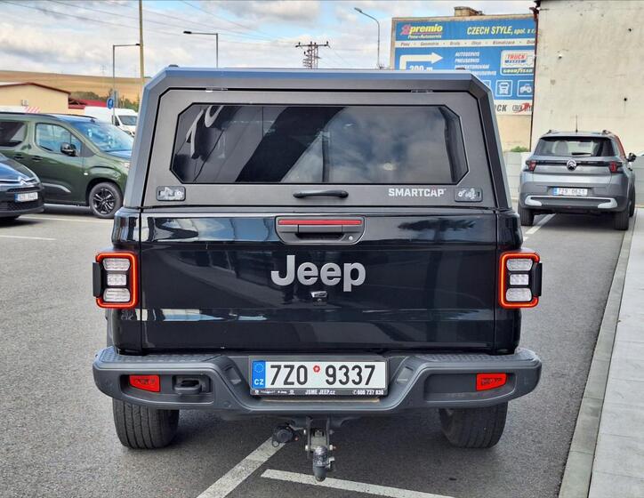 Jeep Gladiator 5