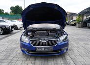 Škoda Superb 9