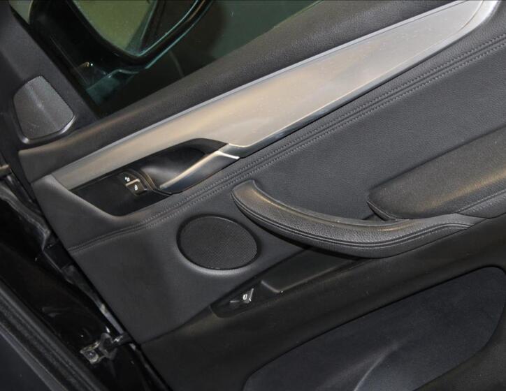 BMW X5 25