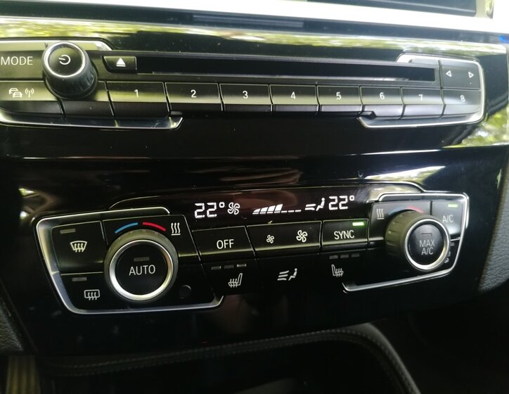 BMW X2 20