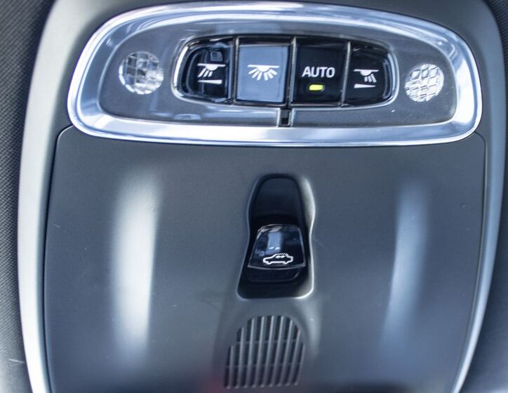 Volvo V90 19