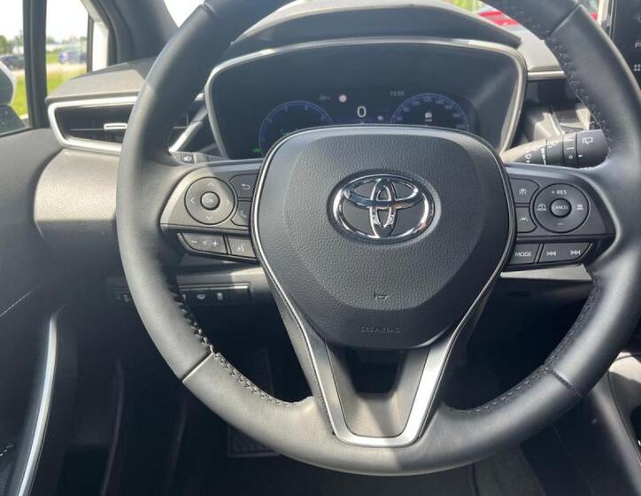 Toyota Corolla 13