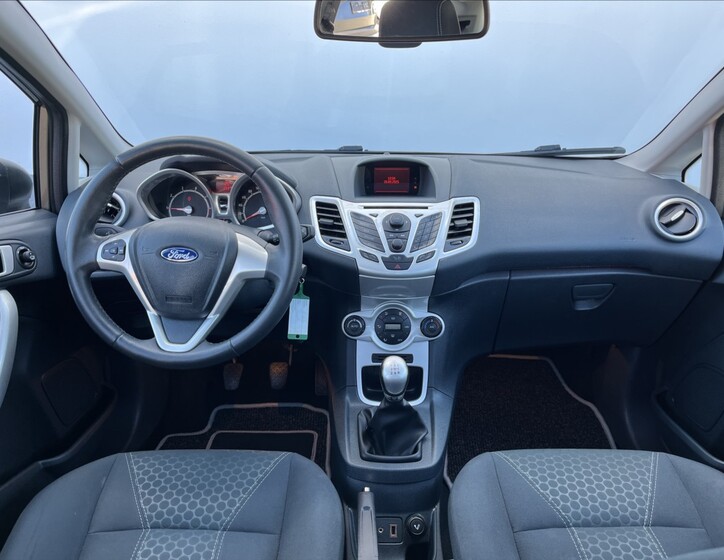 Ford Fiesta 19