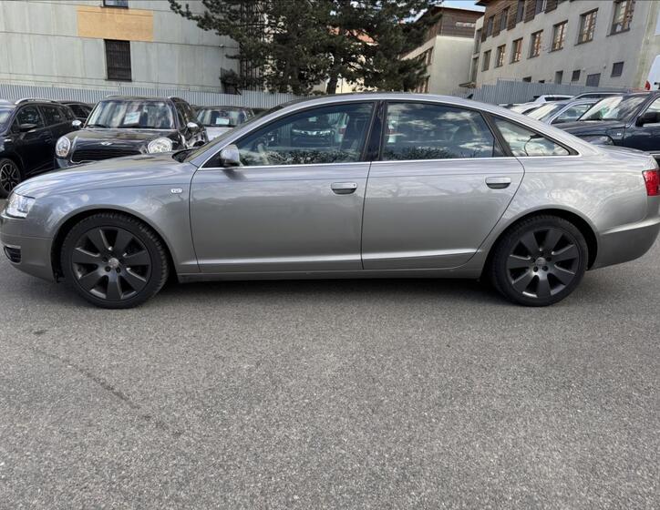 Audi A6 4