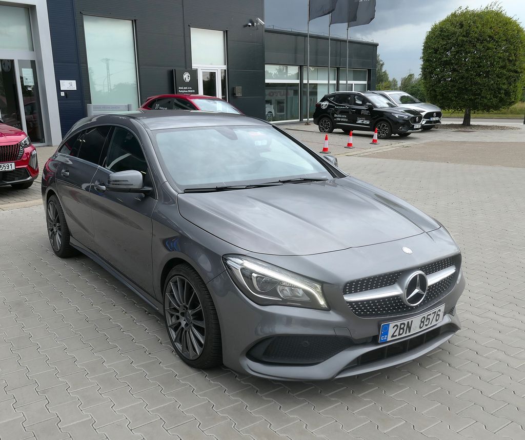 Mercedes-Benz CLA