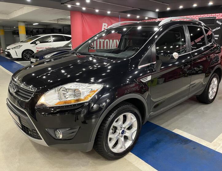 Ford Kuga 1