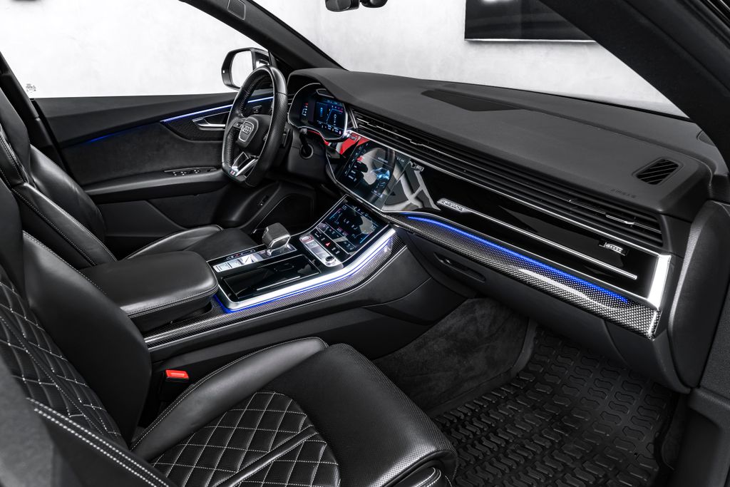 Audi SQ8