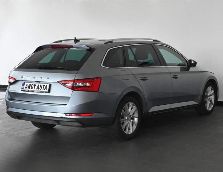 Škoda Superb 3