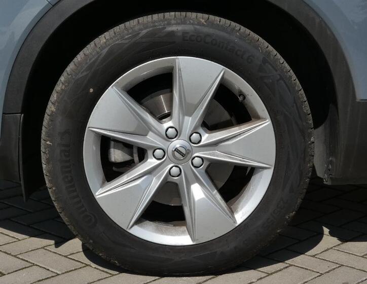 Volvo XC40 22