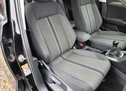 Volkswagen T-Roc 11