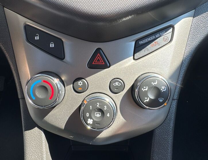 Chevrolet Aveo 14
