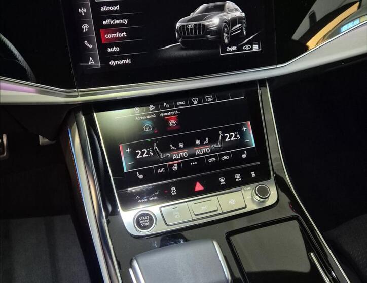 Audi Q8 17