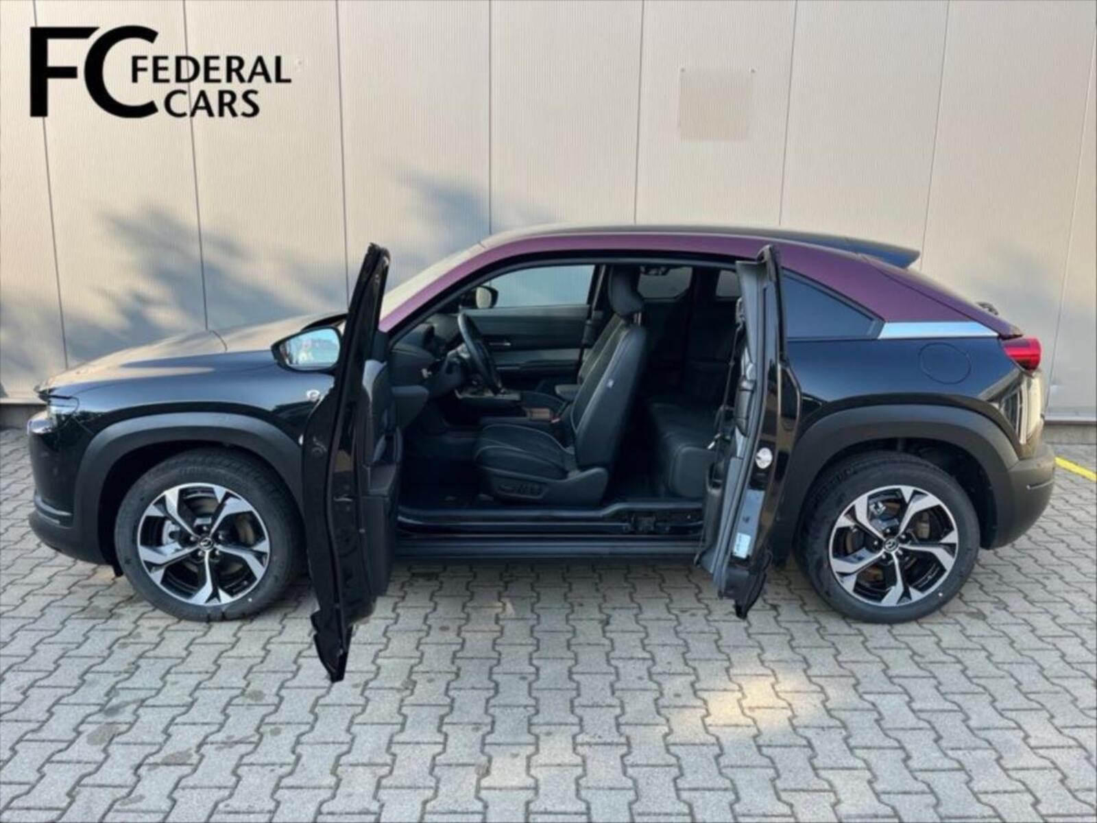 Mazda MX-30 16