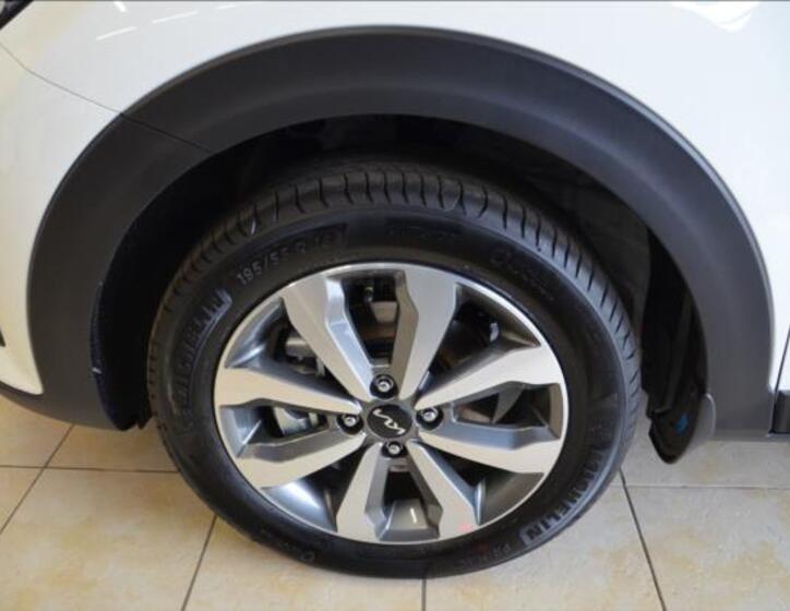 KIA Stonic 3