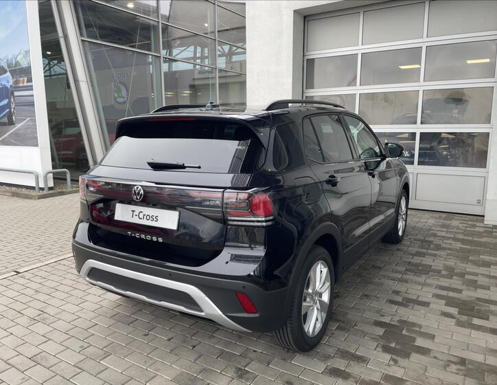 Volkswagen T-Cross 5