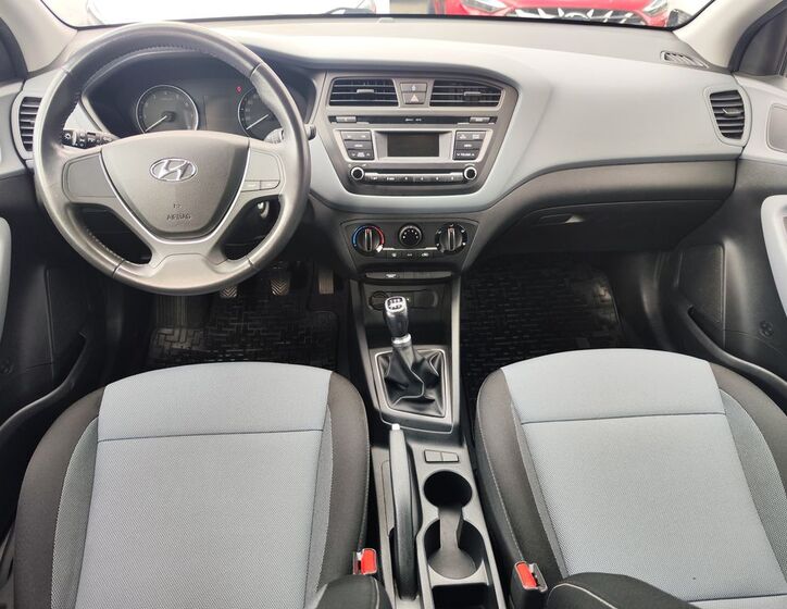 Hyundai i20 12