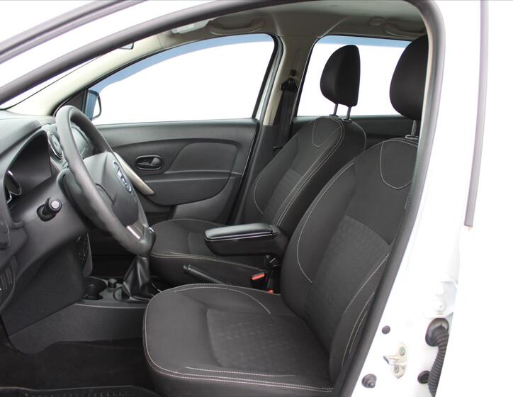 Dacia Logan 9